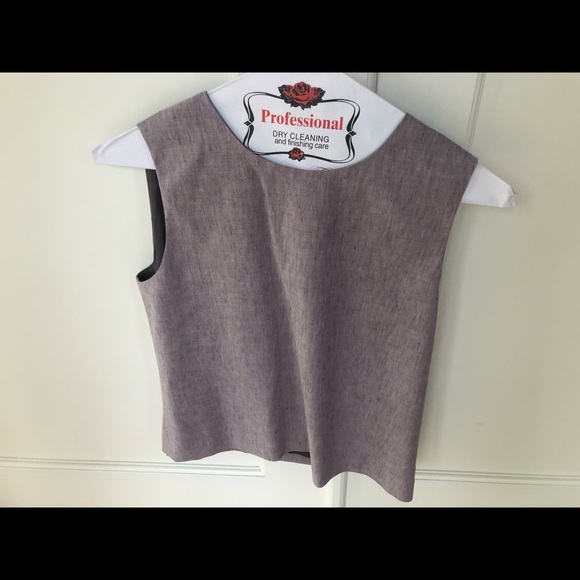 Like new purple (lavender) Theory blouse top great for suiting - Picture 2 of 4